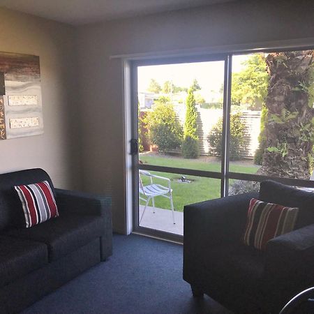 Phoenix Motels Temuka Buitenkant foto