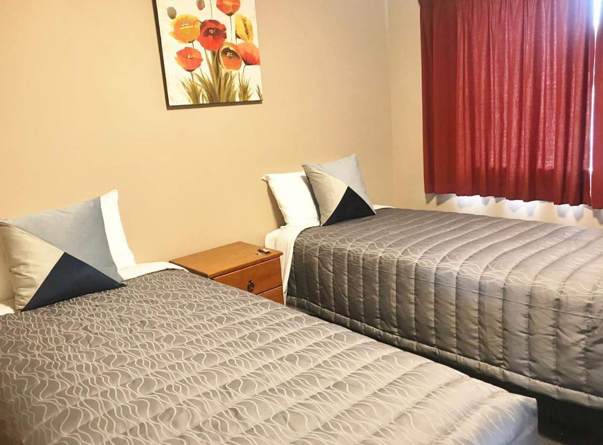 Phoenix Motels Temuka Buitenkant foto