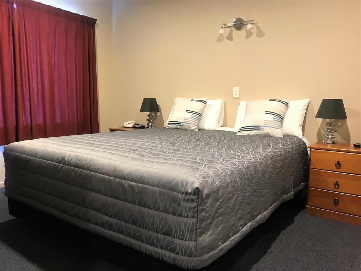 Phoenix Motels Temuka Buitenkant foto