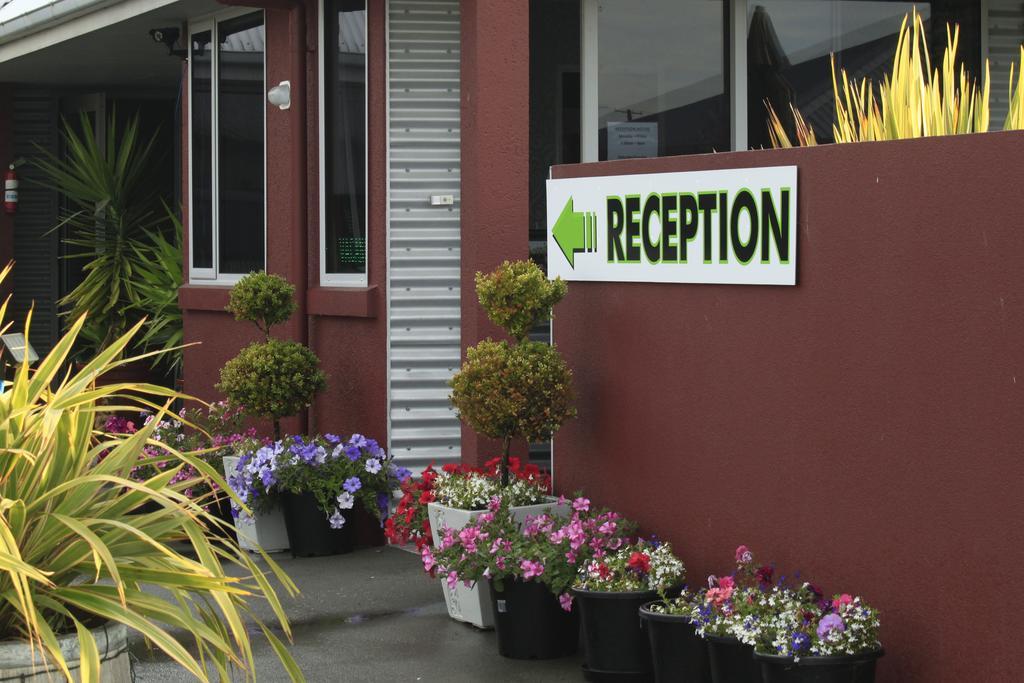 Phoenix Motels Temuka Buitenkant foto