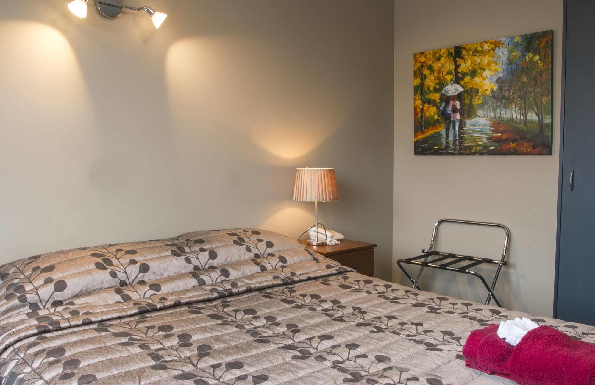 Phoenix Motels Temuka Buitenkant foto