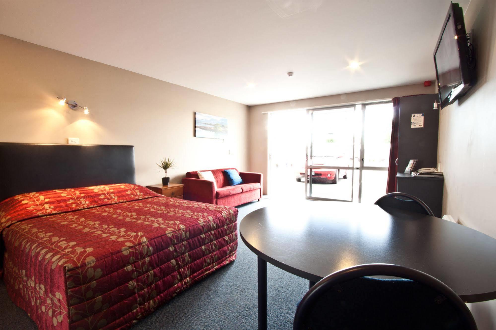 Phoenix Motels Temuka Buitenkant foto