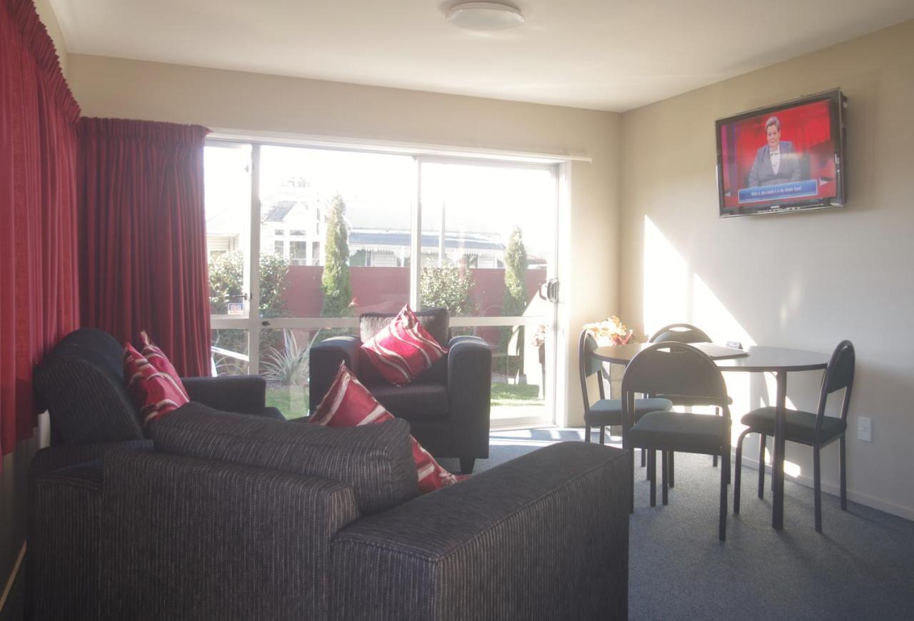 Phoenix Motels Temuka Buitenkant foto